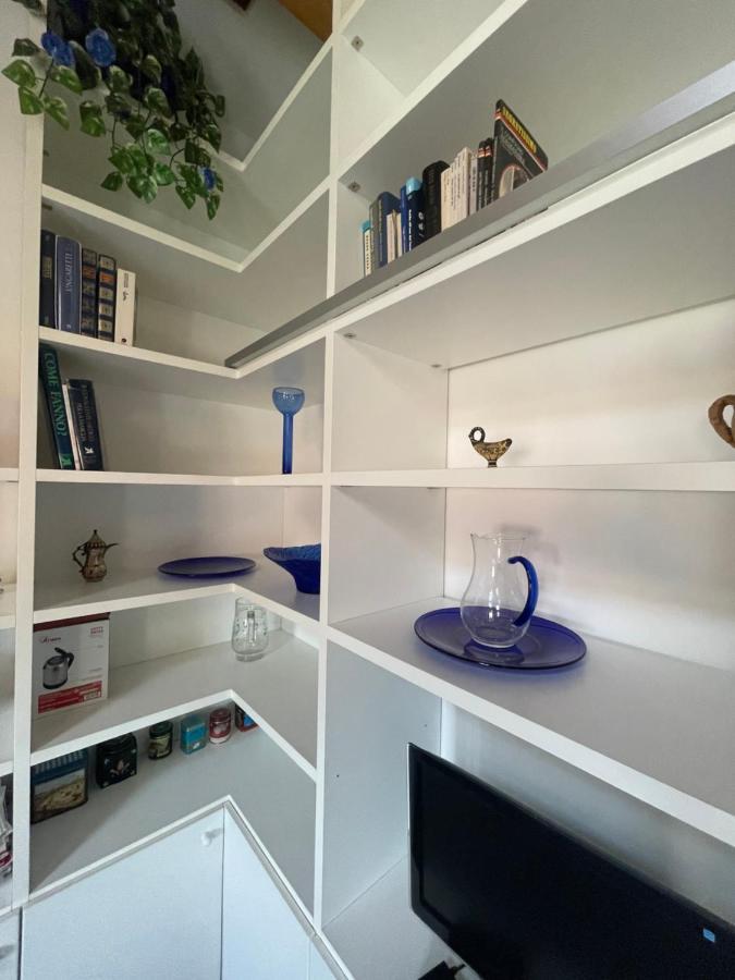 Blue Lake Apartment 20M From The Lake With Box คอลีโก ภายนอก รูปภาพ