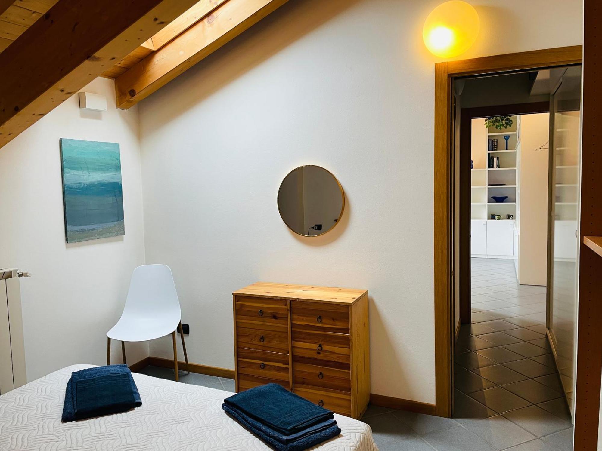 Blue Lake Apartment 20M From The Lake With Box คอลีโก ภายนอก รูปภาพ